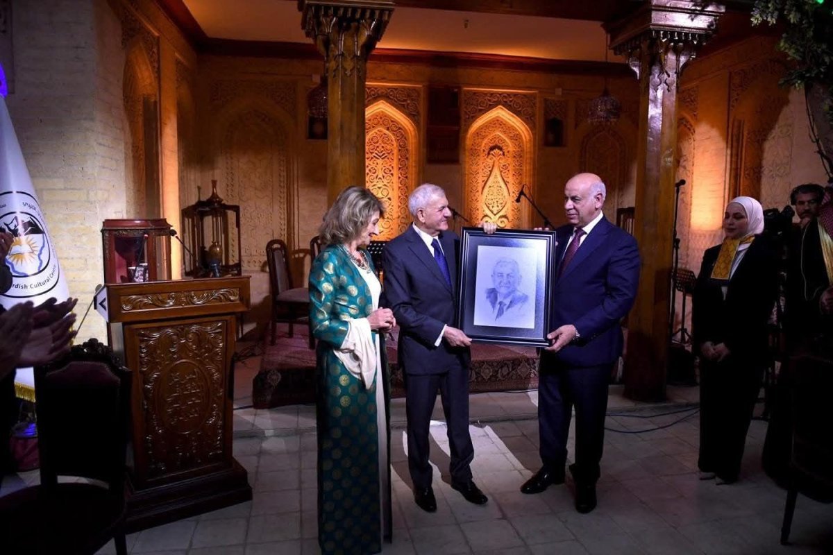 رئيس الجمهورية يؤكد دور العمل الثقافي في التقريب بين مكونات الوطن الواحد