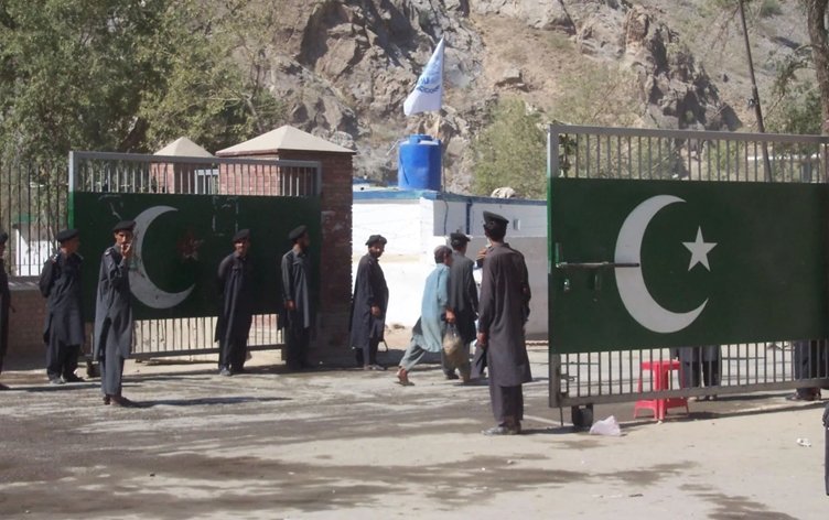 مواجهات عنيفة على الحدود بين أفغانستان وباكستان