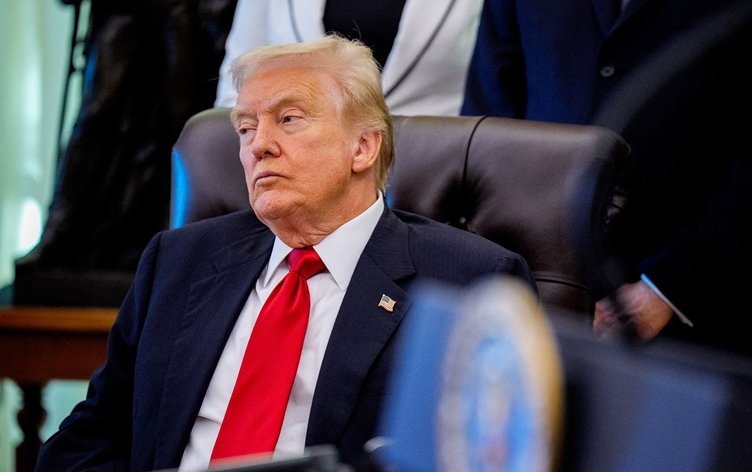 ترمب: رفعنا العقوبات عن سوريا بطلب من تركيا وإسرائيل