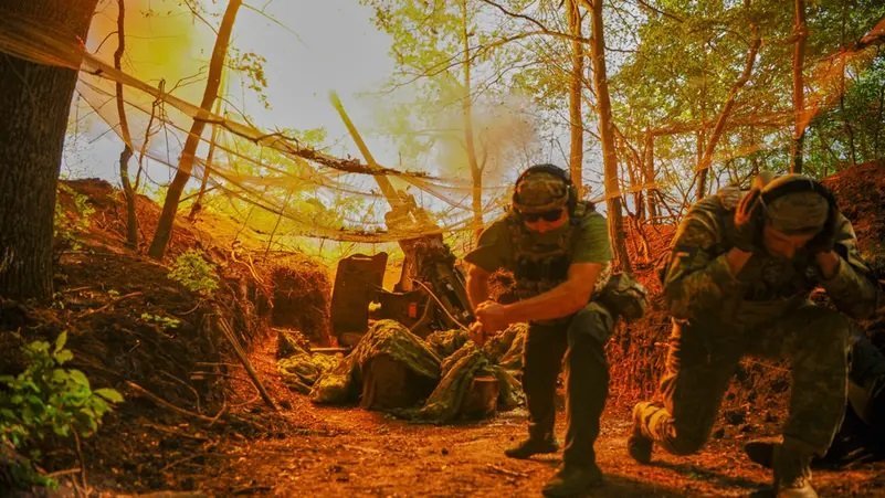 جنود أوكرانيون يفرون بخاركوف وروسيا تخسر ألف جندي