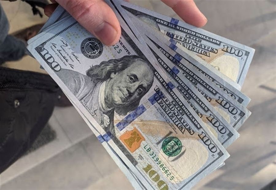 أسعار الدولار ترتفع في بغداد